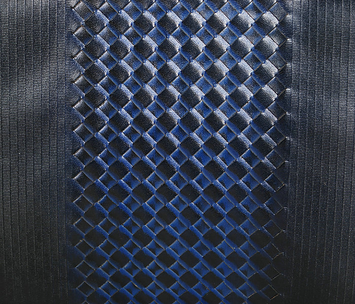Bottega Veneta intrecciato VN briefcase B6031 black&blue